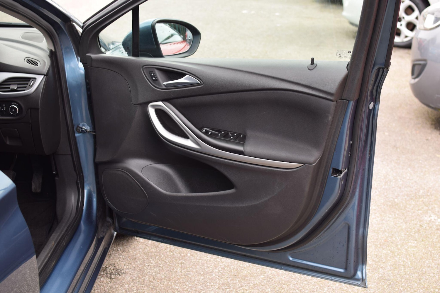 Used Vauxhall Astra 2017 for sale - 76899234: Photo 33