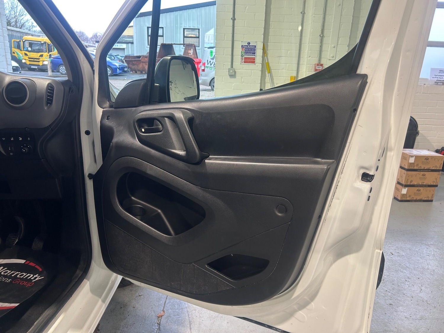 Used Peugeot Partner 2018 for sale - 76728974: Photo 30