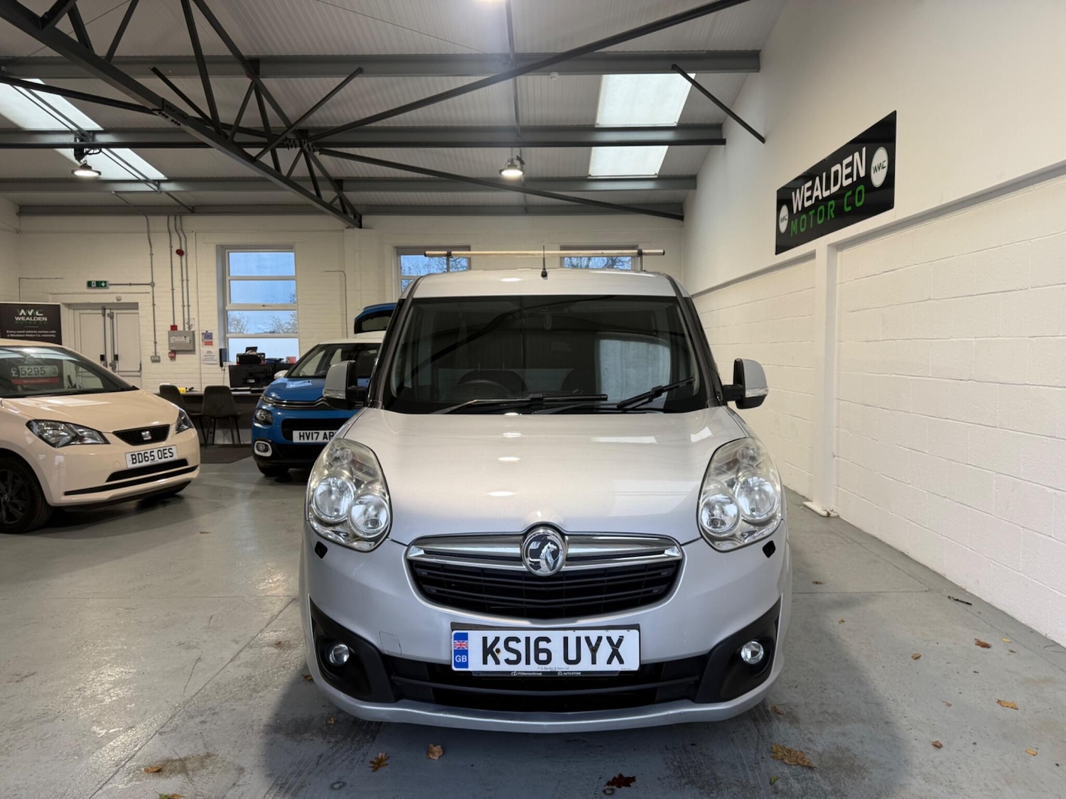 Used Vauxhall Combo 2016 for sale - 76759372: Photo 2