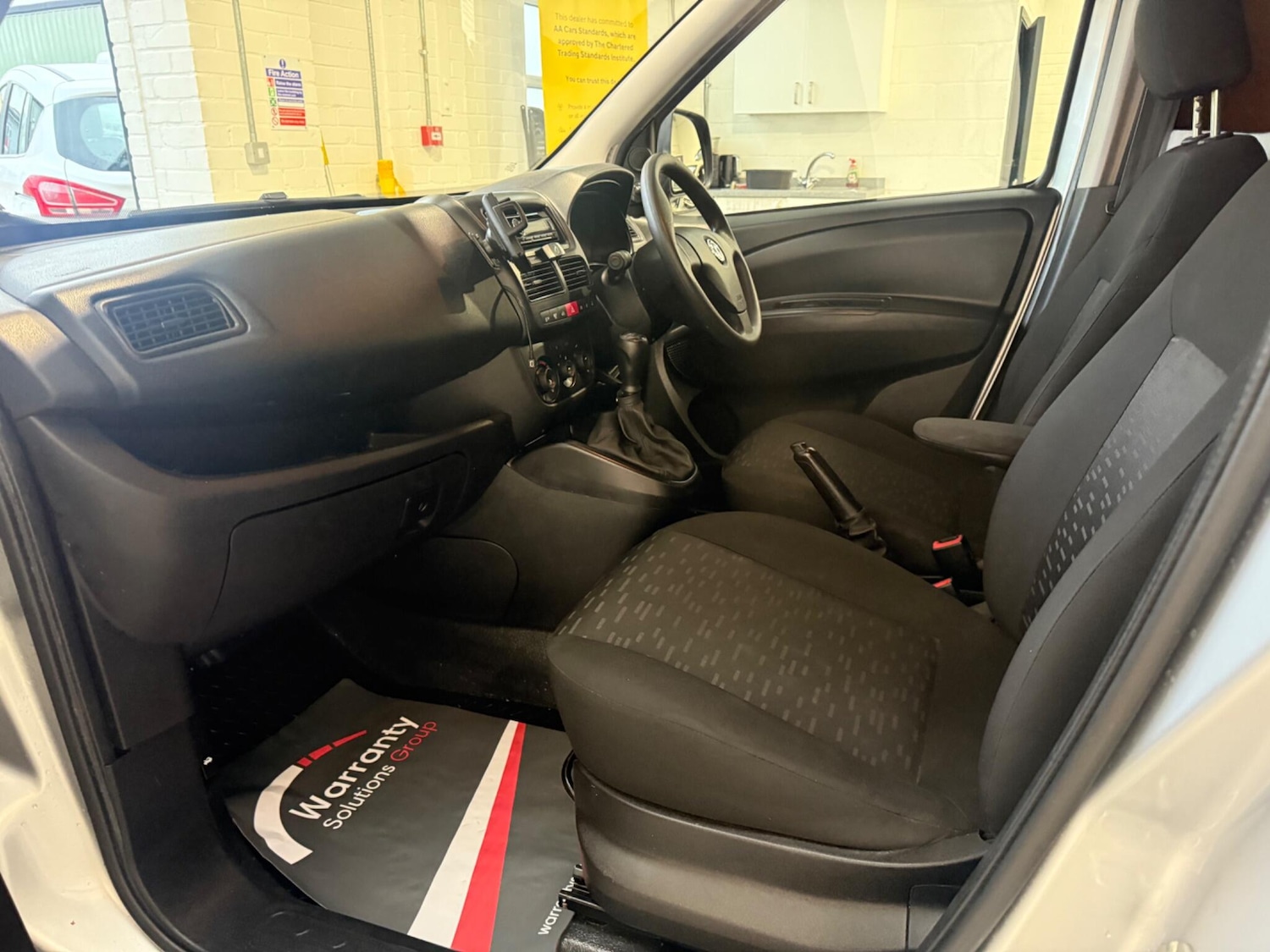 Used Vauxhall Combo 2016 for sale - 76759372: Photo 23