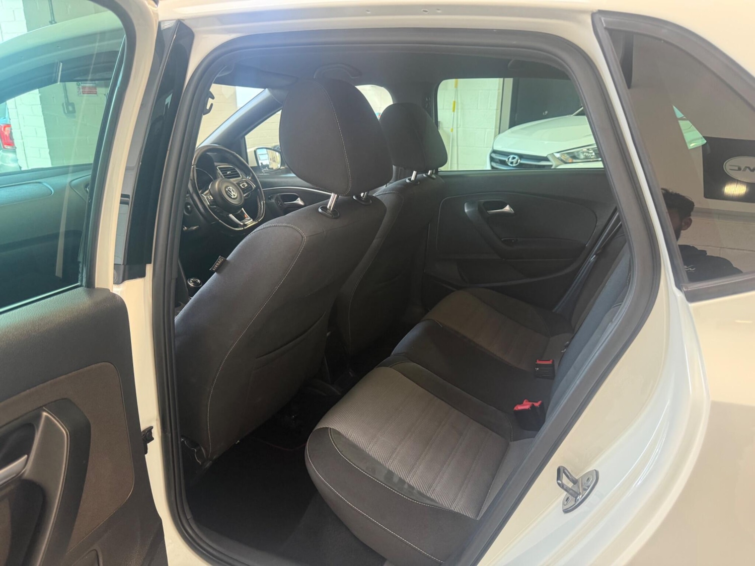 Used Volkswagen Polo 2016 for sale - 76158451: Photo 11