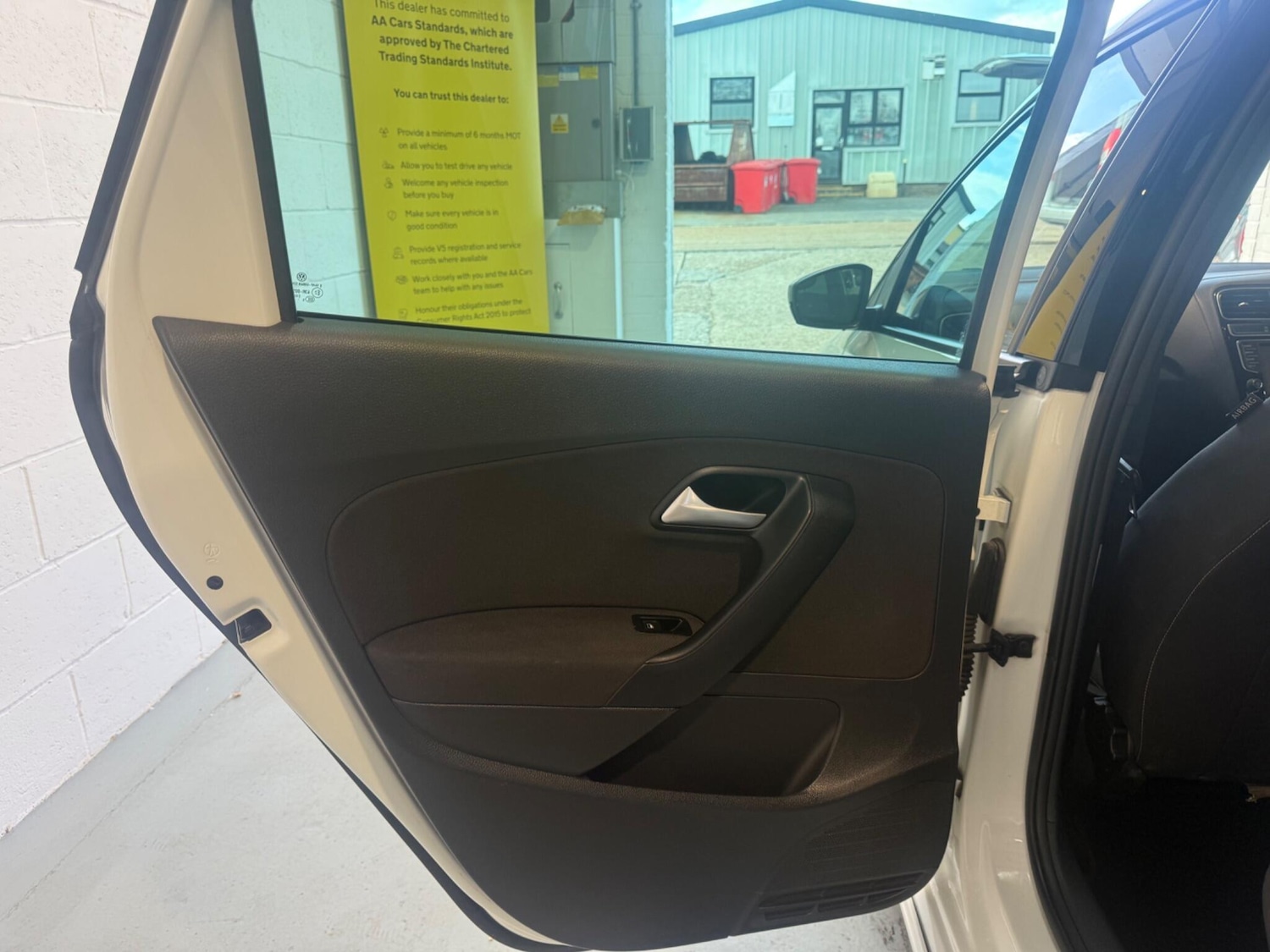 Used Volkswagen Polo 2016 for sale - 76158451: Photo 19