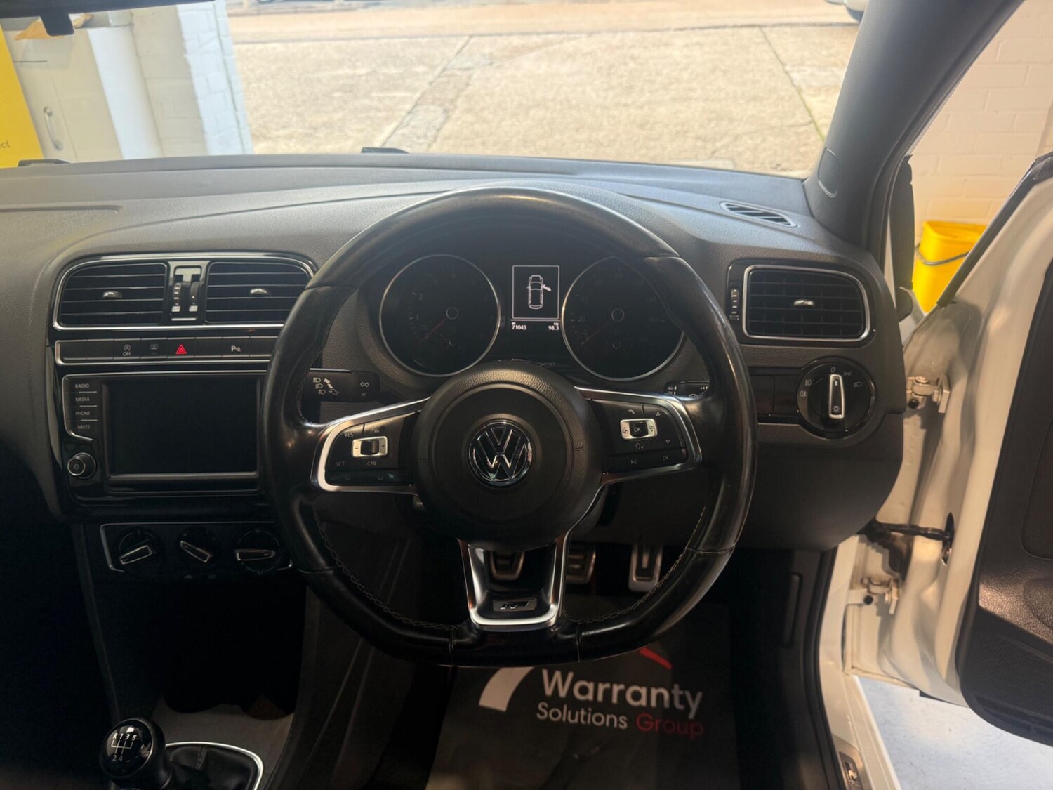 Used Volkswagen Polo 2016 for sale - 76158451: Photo 44