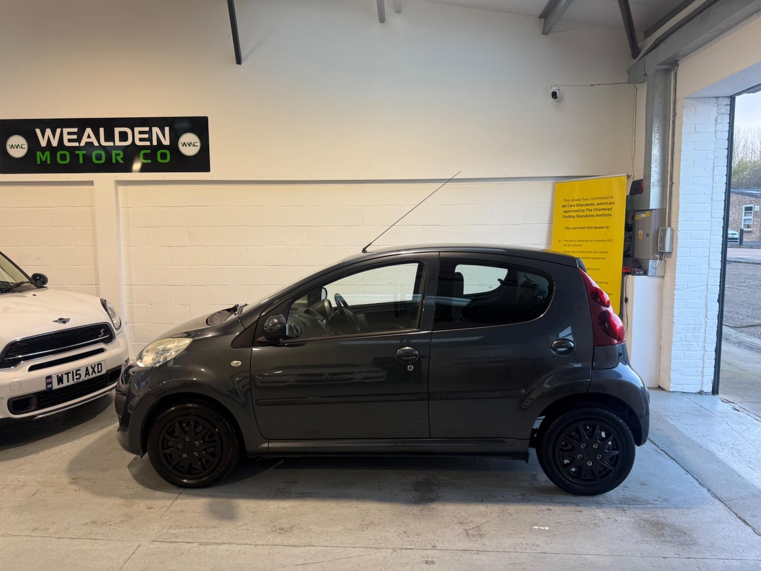 Used Peugeot 107 2012 for sale - 76742985: Photo 21