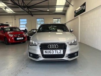 Used Audi A1 2013 for sale - 76158539: Photo