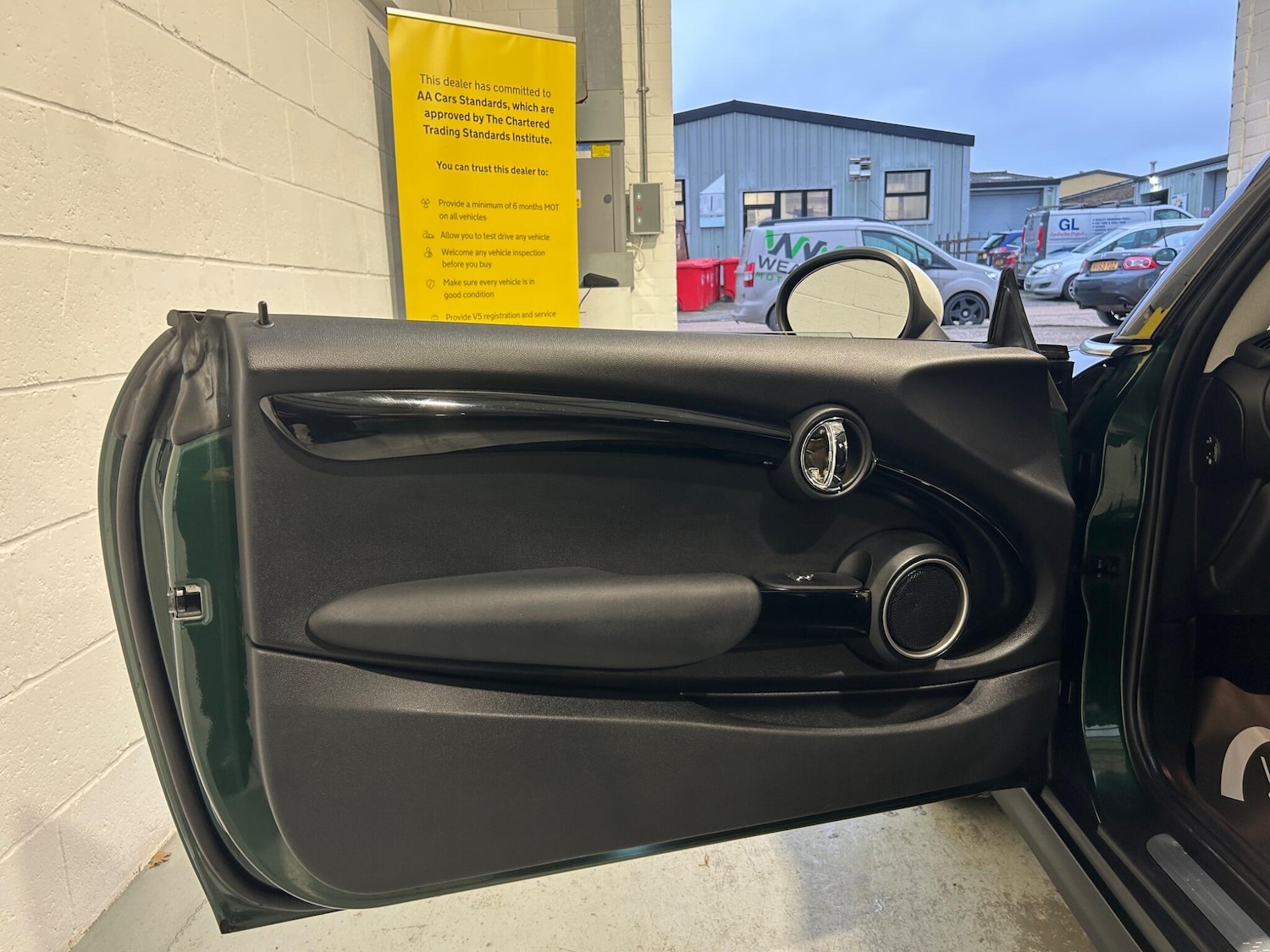 Used MINI Hatch 2014 for sale - 76849961: Photo 22