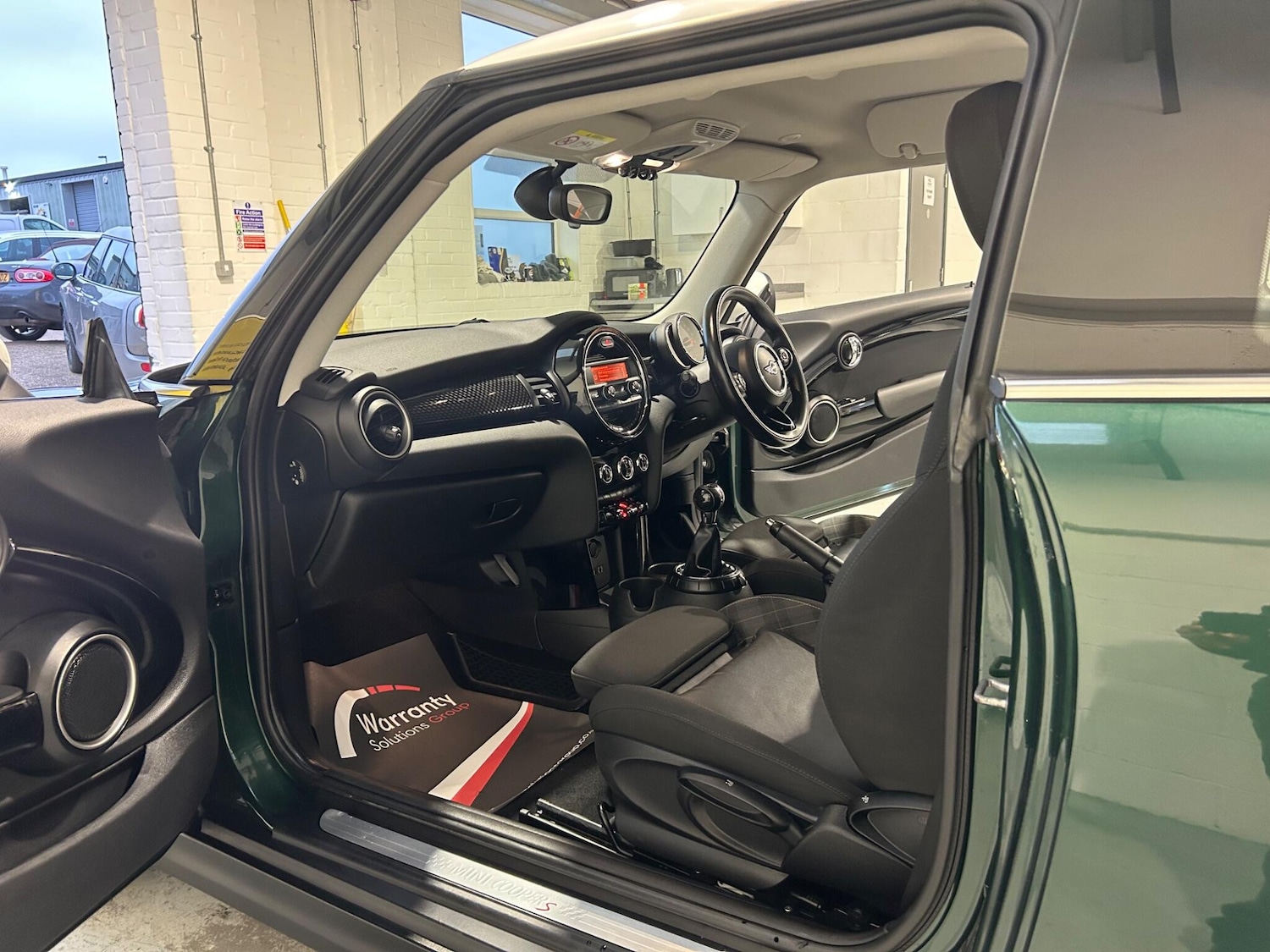 Used MINI Hatch 2014 for sale - 76849961: Photo 31