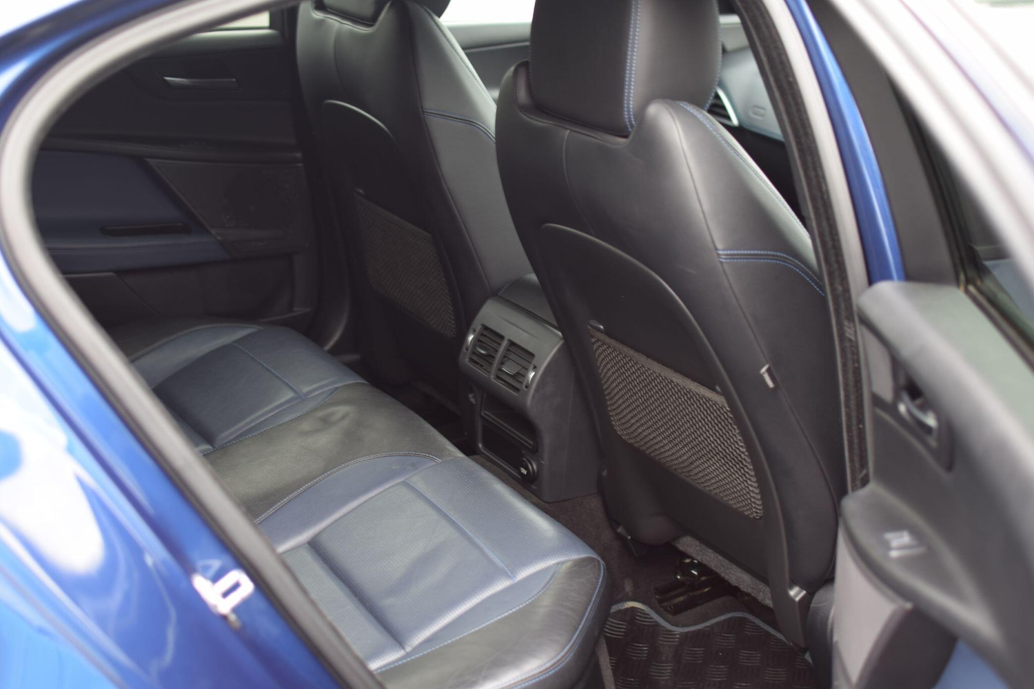 Used Jaguar XE 2016 for sale - 77396580: Photo 10