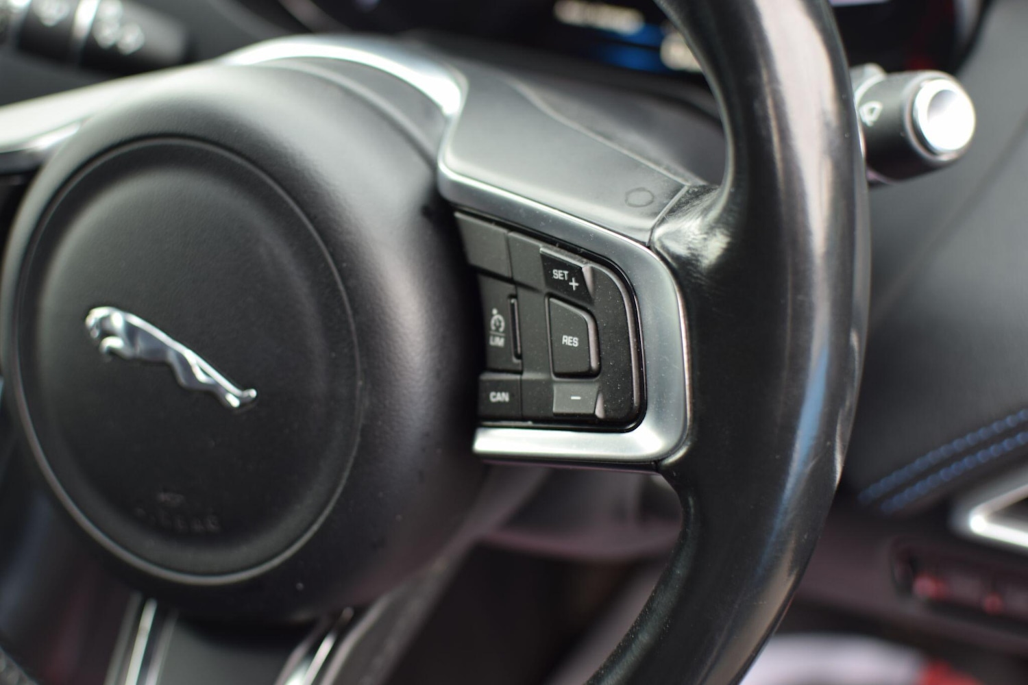 Used Jaguar XE 2016 for sale - 77396580: Photo 14