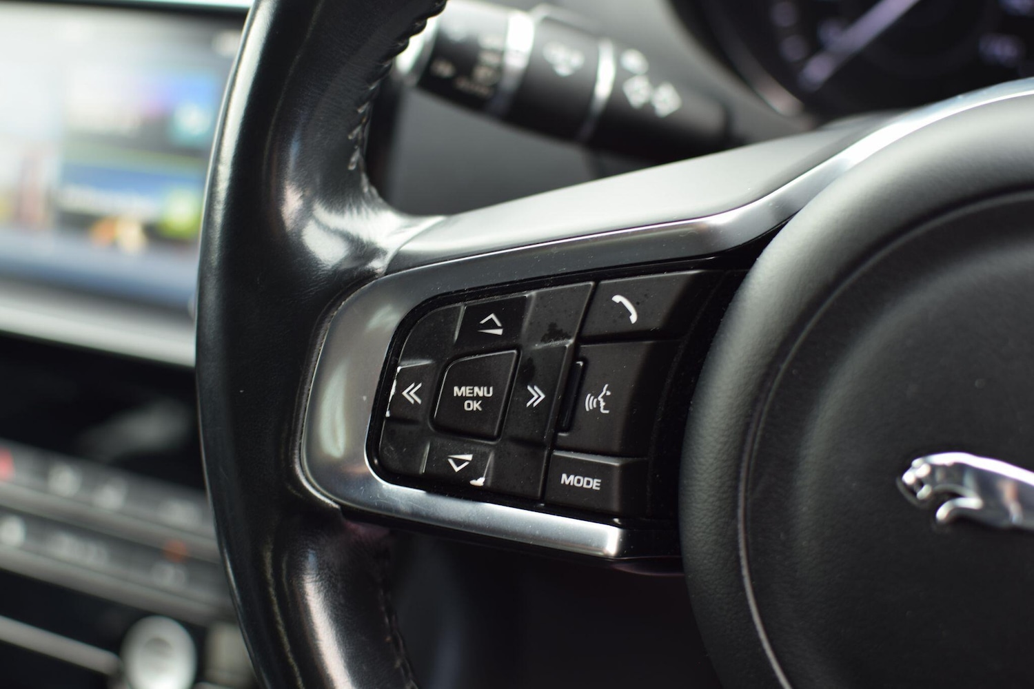 Used Jaguar XE 2016 for sale - 77396580: Photo 15