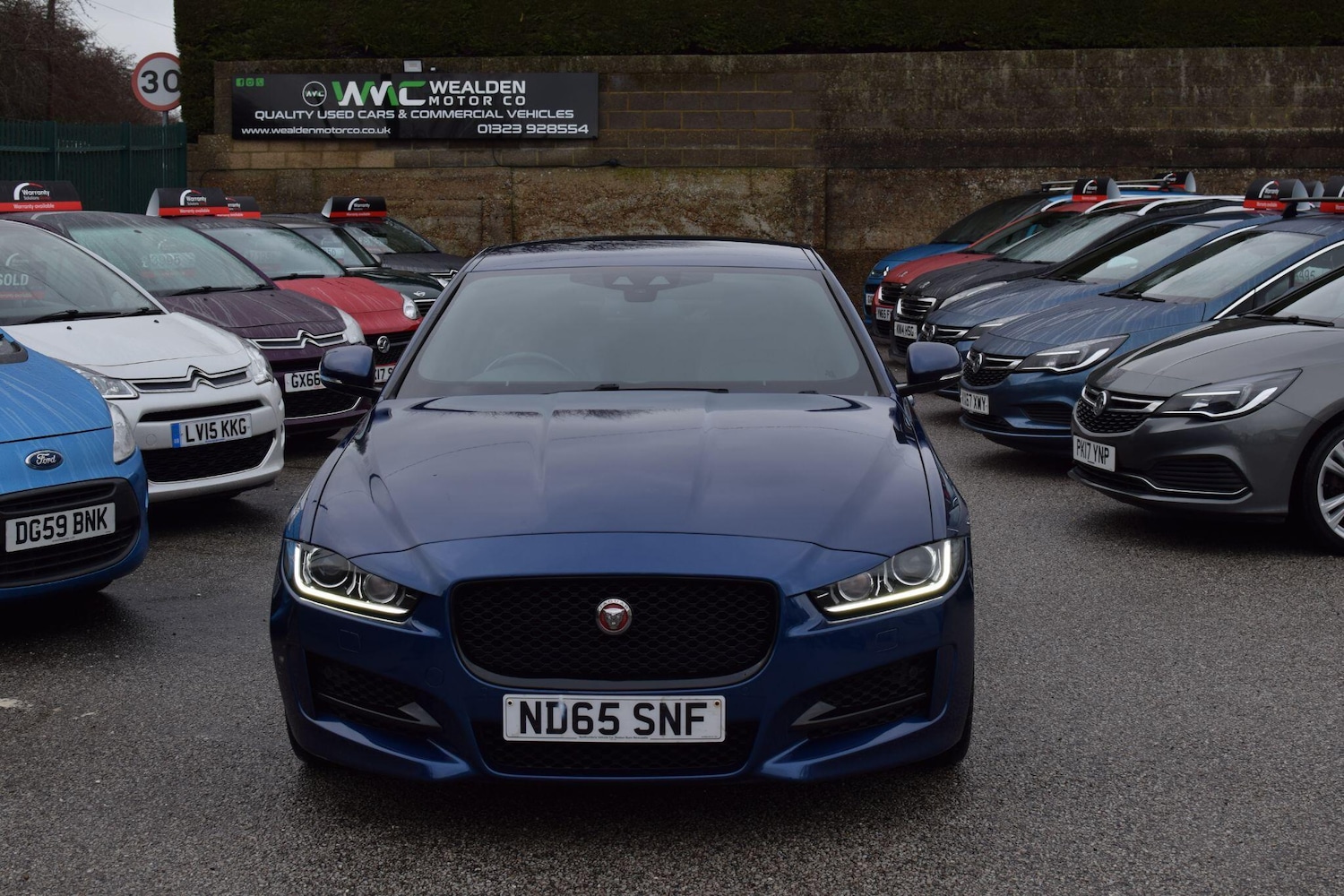 Used Jaguar XE 2016 for sale - 77396580: Photo 2