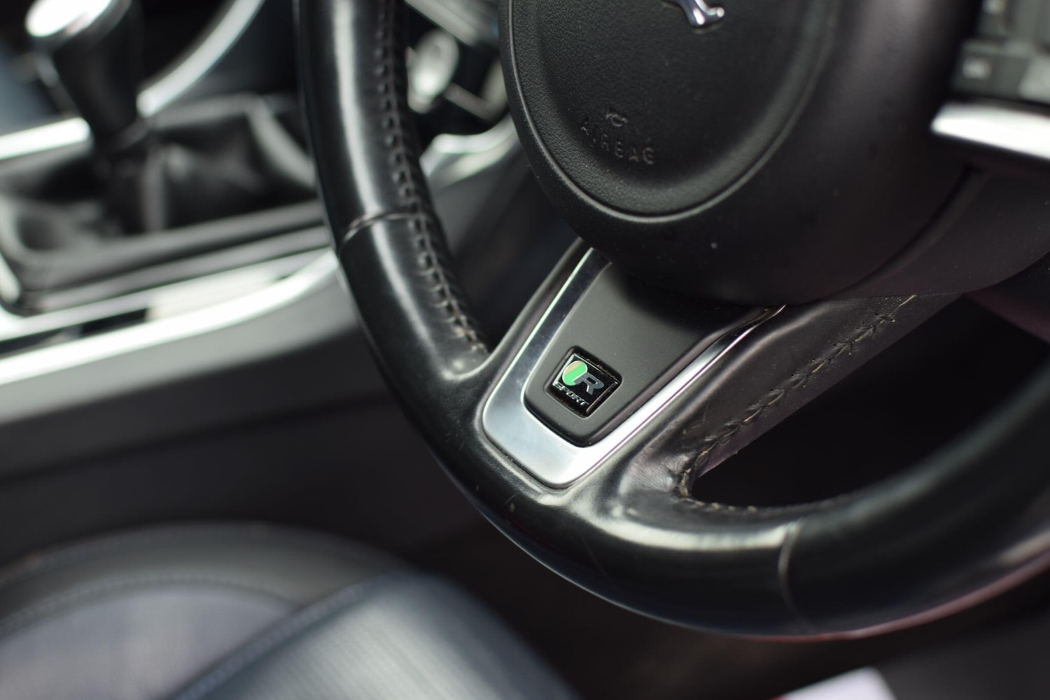 Used Jaguar XE 2016 for sale - 77396580: Photo 31