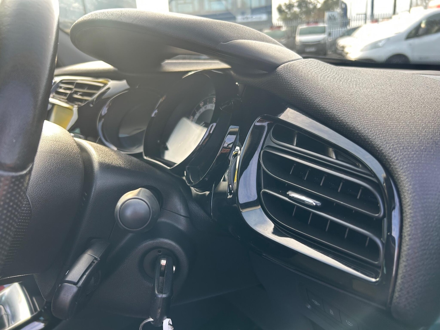 Used Citroen C3 2016 for sale - 77191390: Photo 41