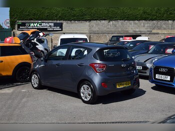 Used Hyundai i10 2014 for sale - 79464222: Photo