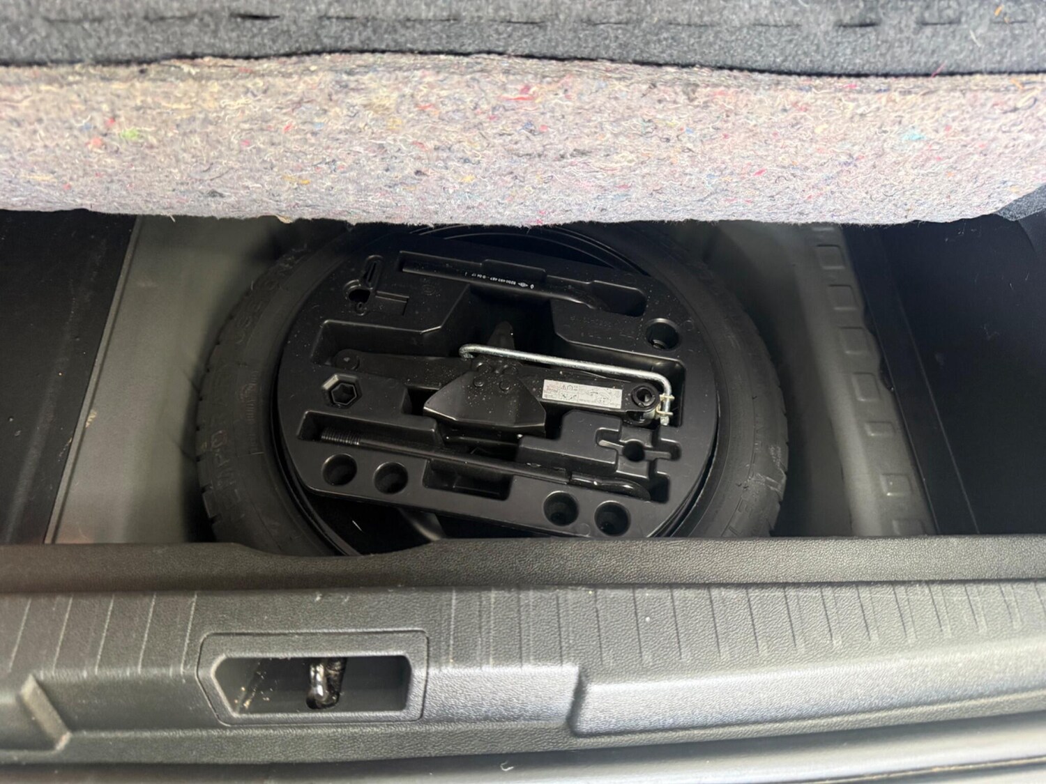 Used Renault Captur 2017 for sale - 76294654: Photo 16