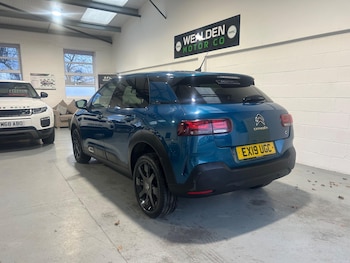 Used Citroen C4 Cactus 2019 for sale - 76898601: Photo