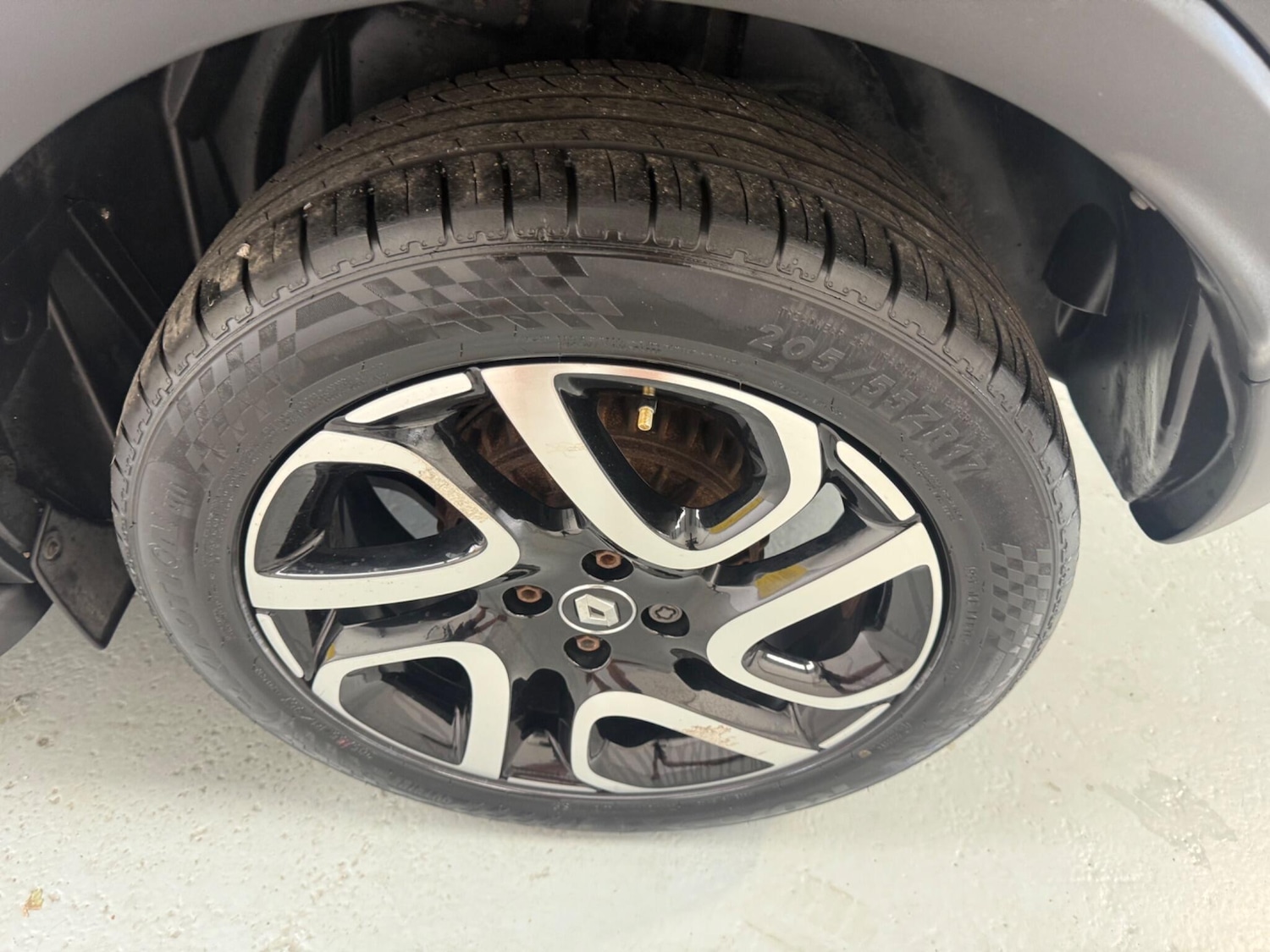 Used Renault Captur 2017 for sale - 76997519: Photo 27