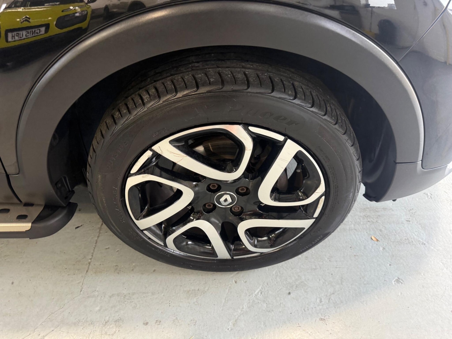 Used Renault Captur 2017 for sale - 76997519: Photo 29