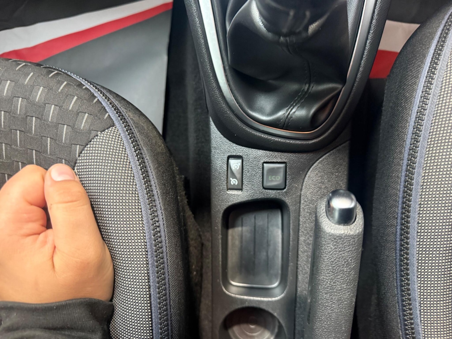 Used Renault Captur 2017 for sale - 76997519: Photo 39