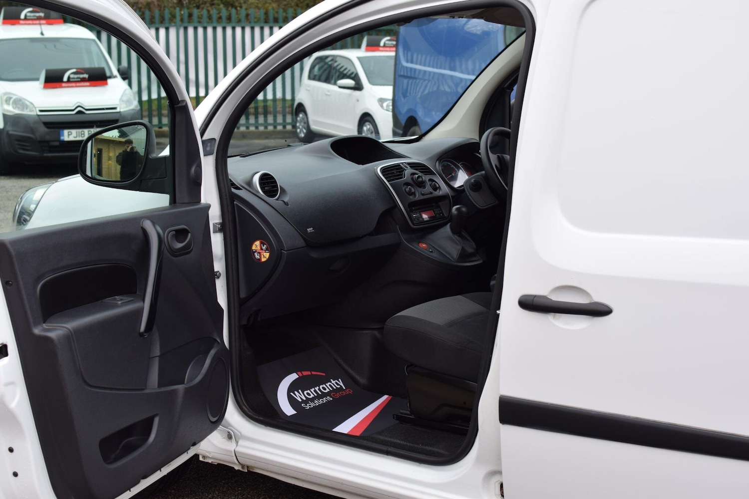 Used Renault Kangoo 2020 for sale - 77497276: Photo 42