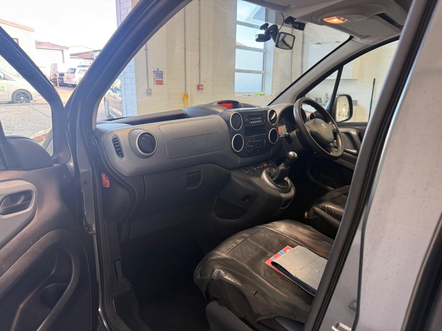 Used Peugeot Partner Tepee 2014 for sale - 76608331: Photo 7