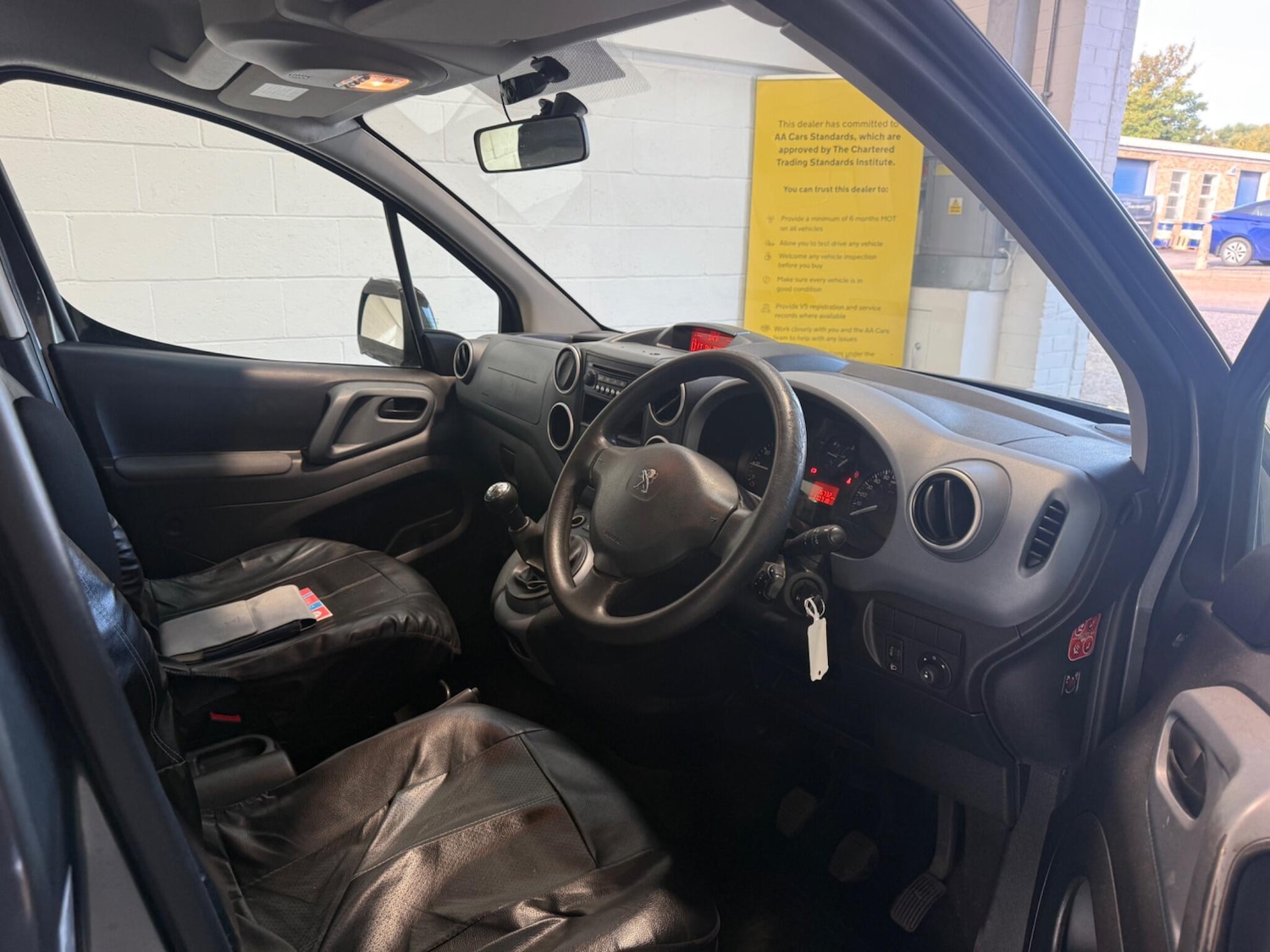 Used Peugeot Partner Tepee 2014 for sale - 76608331: Photo 8