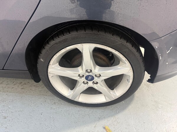 Used Ford Focus 2014 for sale - 76317943: Photo 23