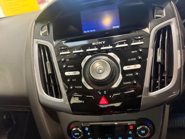 Used Ford Focus 2014 for sale - 76317943: Photo 24
