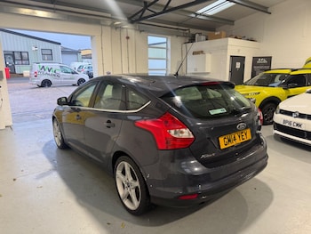 Used Ford Focus 2014 for sale - 76317943: Photo 4