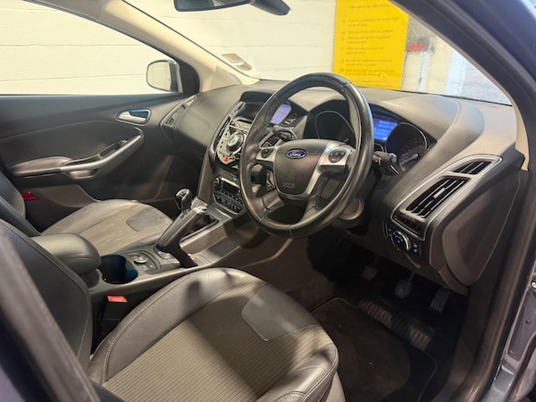 Used Ford Focus 2014 for sale - 76317943: Photo 8