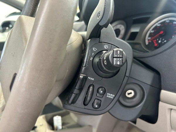 Used Renault Clio 2007 for sale - 76294938: Photo 41