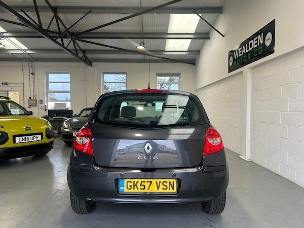 Used Renault Clio 2007 for sale - 76294938: Photo 6