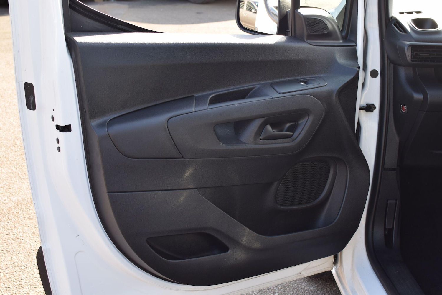 Used Vauxhall Combo 2019 for sale - 77597639: Photo 36
