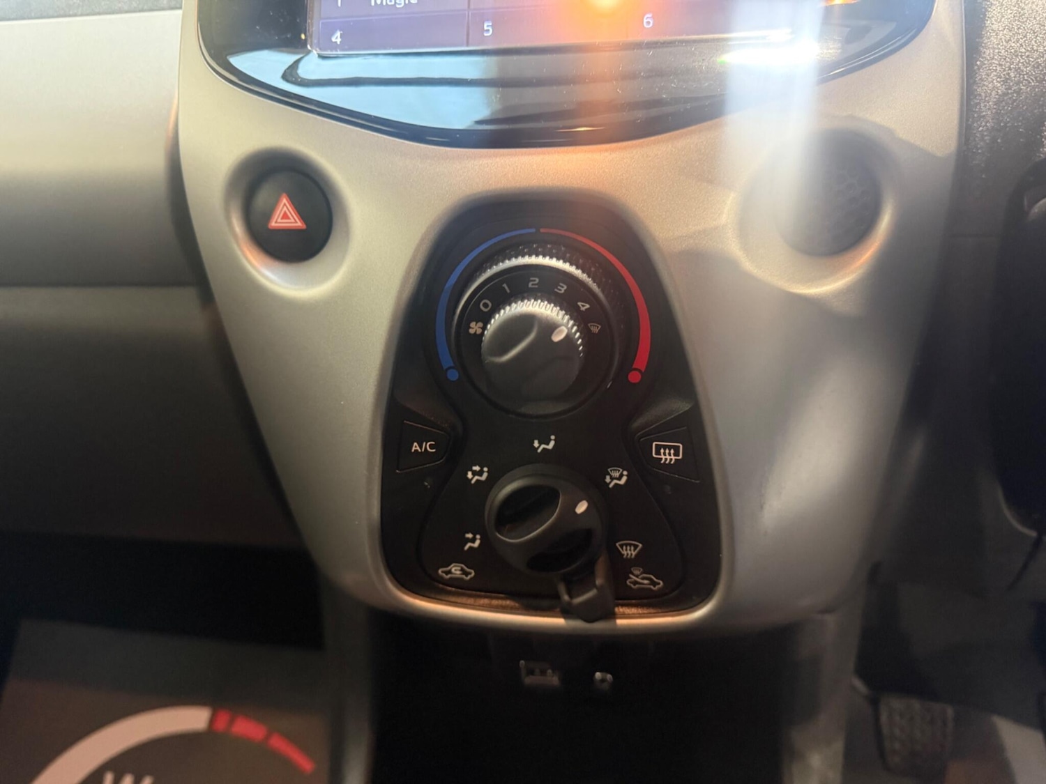 Used Citroen C1 2018 for sale - 76633354: Photo 15