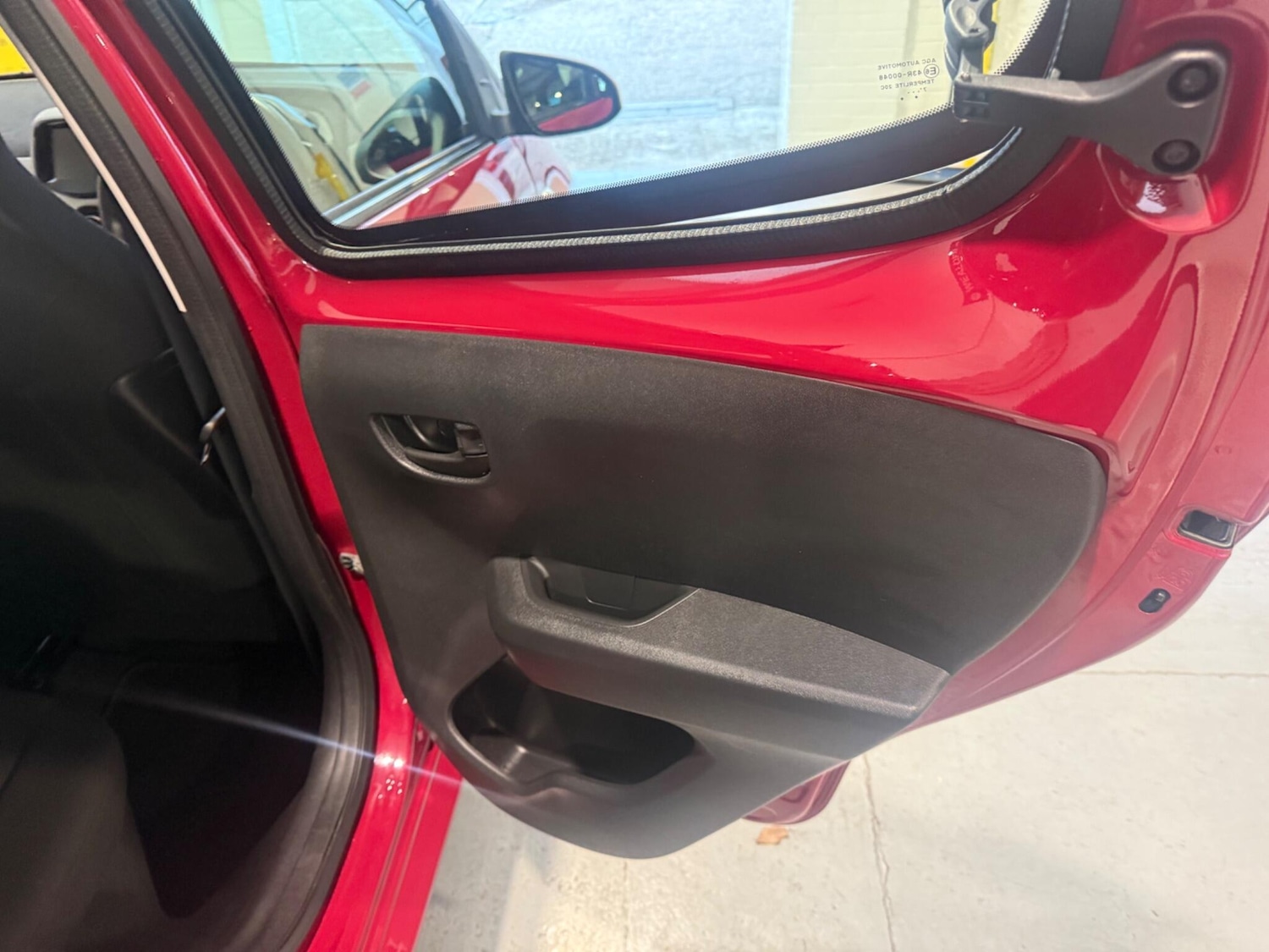 Used Citroen C1 2018 for sale - 76633354: Photo 18