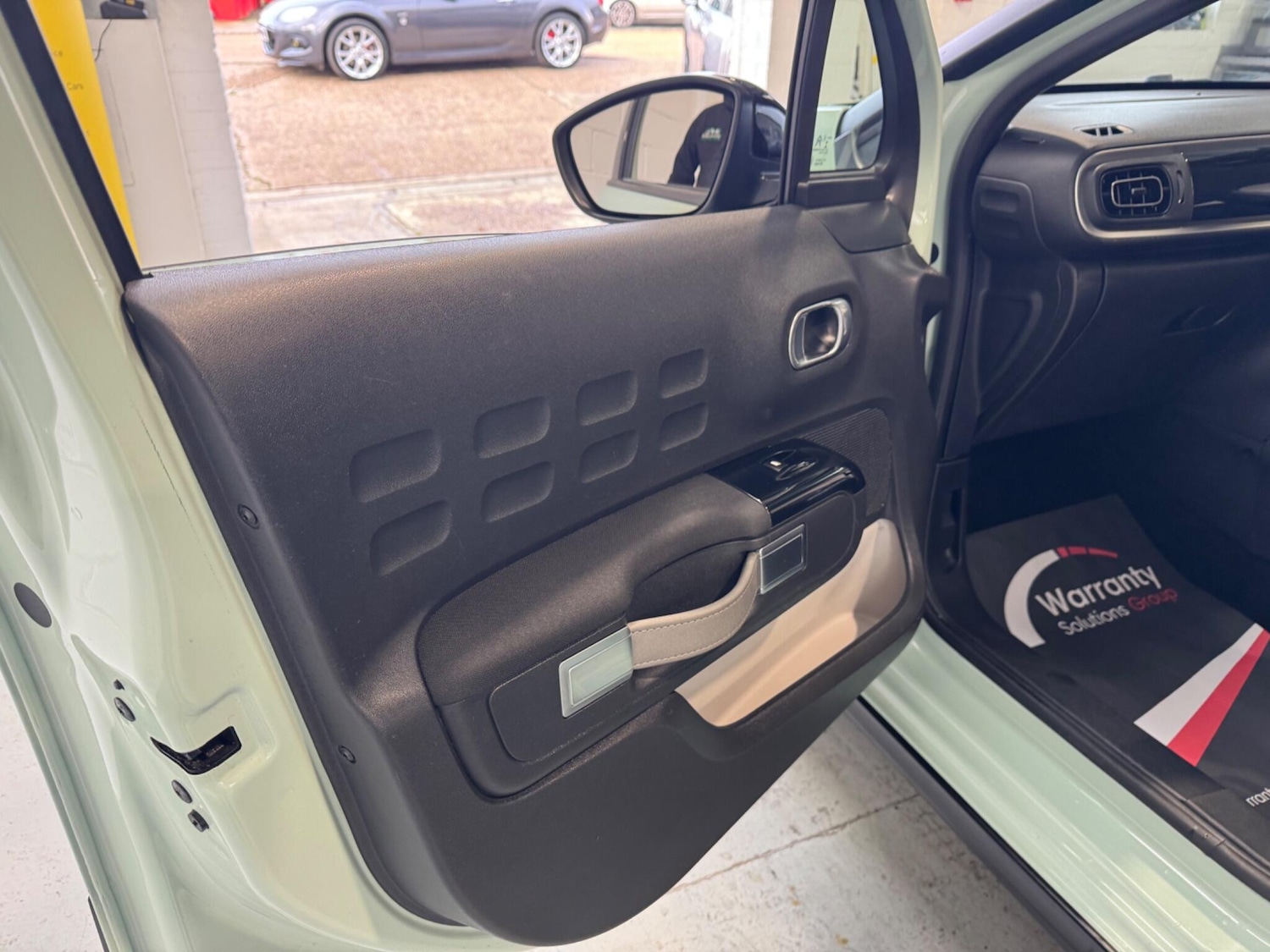 Used Citroen C3 2017 for sale - 76899514: Photo 17