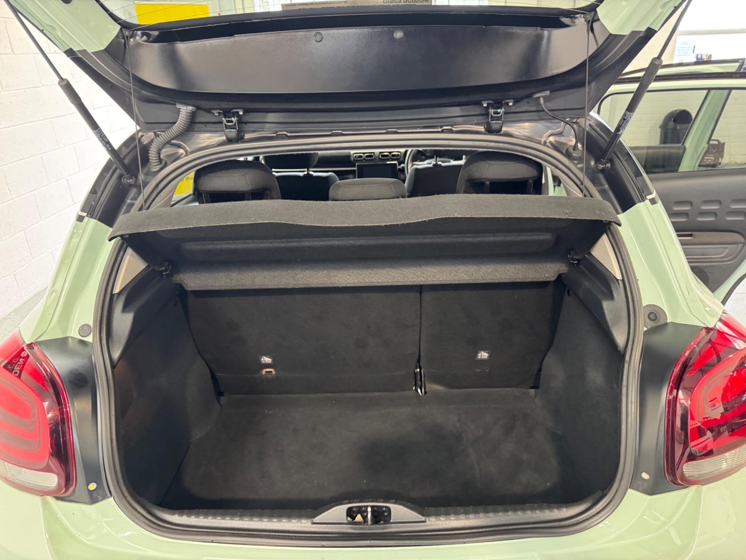 Used Citroen C3 2017 for sale - 76899514: Photo 23