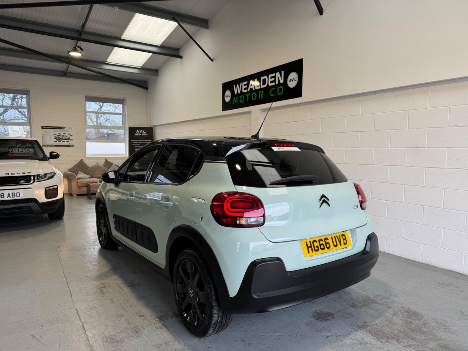 Used Citroen C3 2017 for sale - 76899514: Photo 4