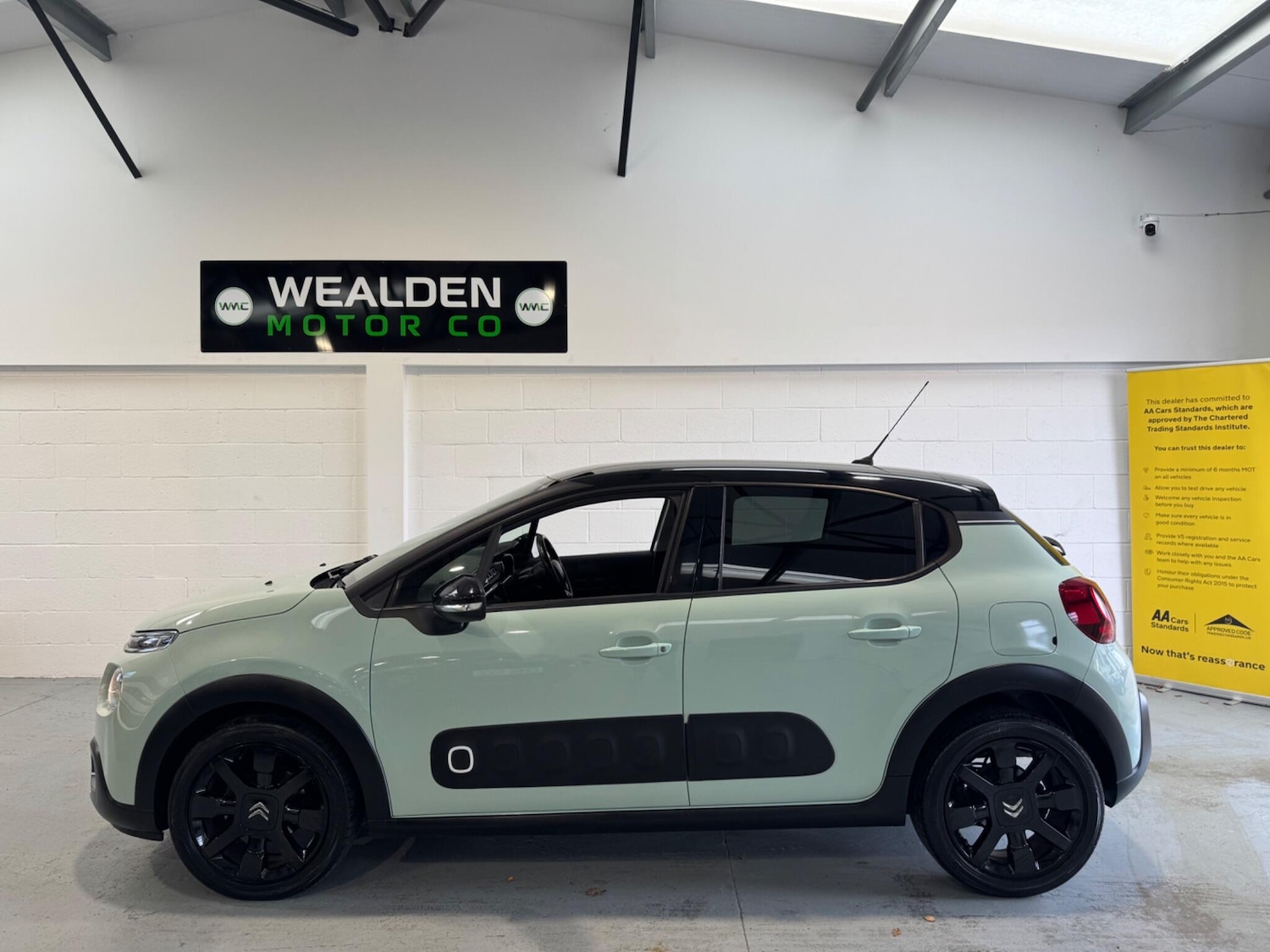 Used Citroen C3 2017 for sale - 76899514: Photo 5