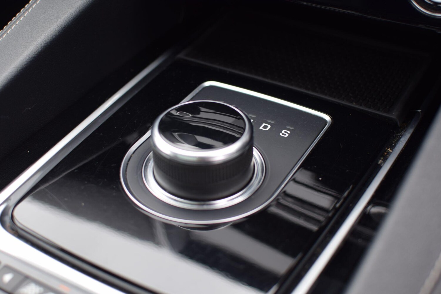 Used Jaguar F-Pace 2017 for sale - 77683457: Photo 31