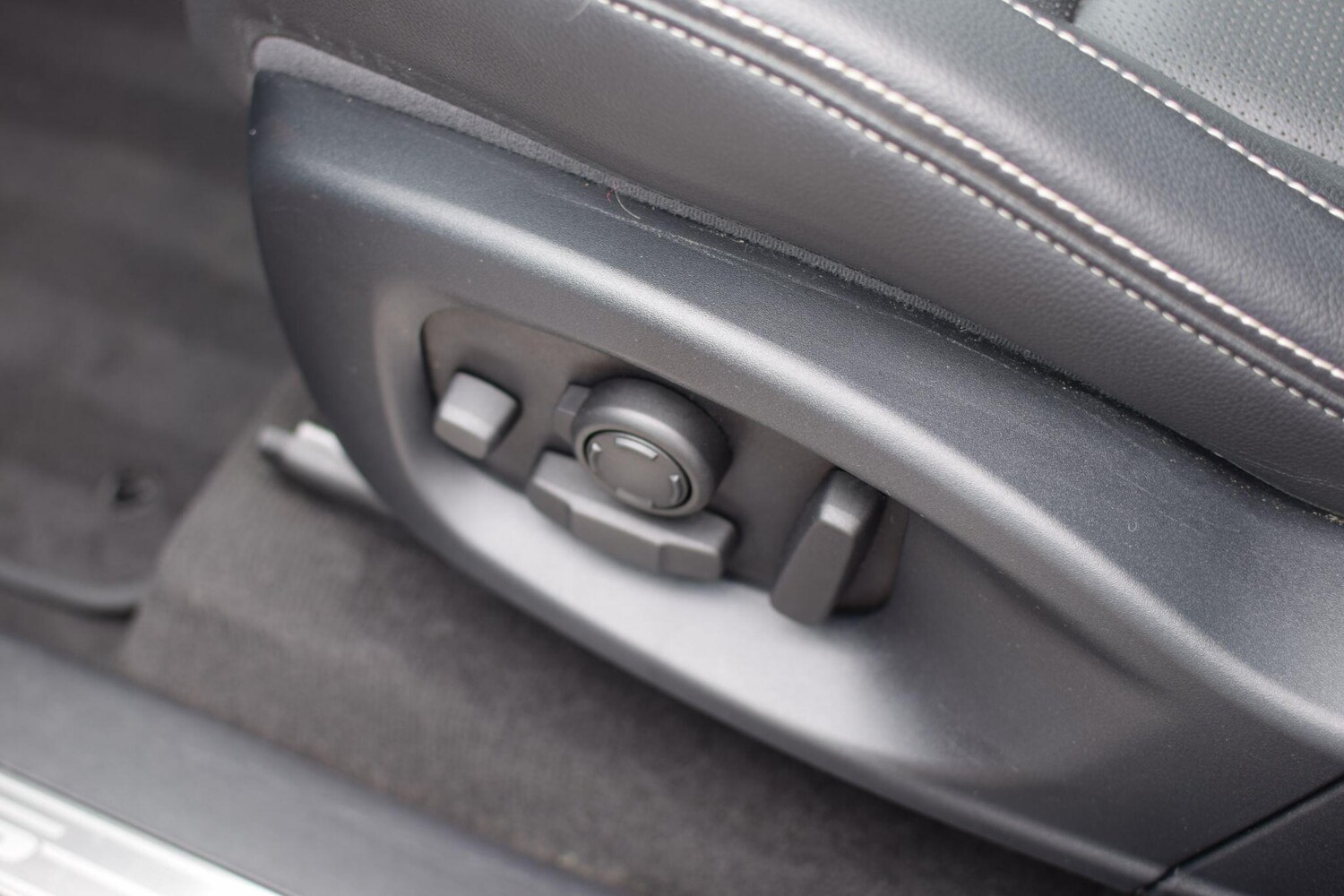 Used Jaguar F-Pace 2017 for sale - 77683457: Photo 44