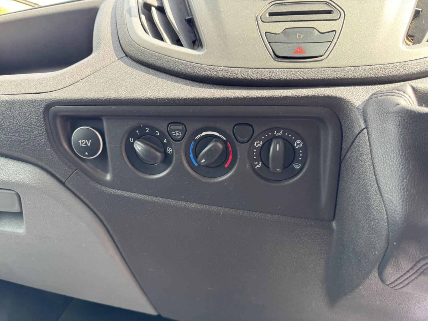 Used Ford Transit 2019 for sale - 76987829: Photo 18