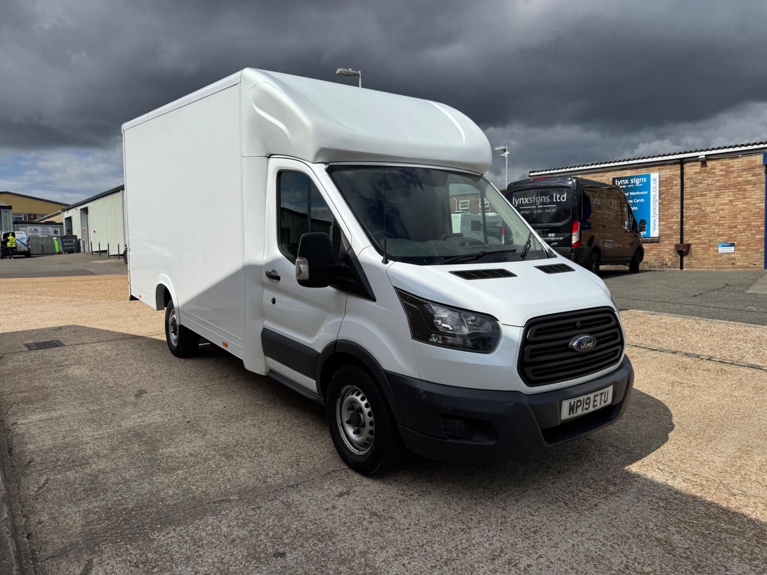 Used Ford Transit 2019 for sale - 76987829: Photo 2