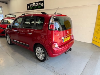 Used Citroen C3 Picasso 2015 for sale - 76159042: Photo