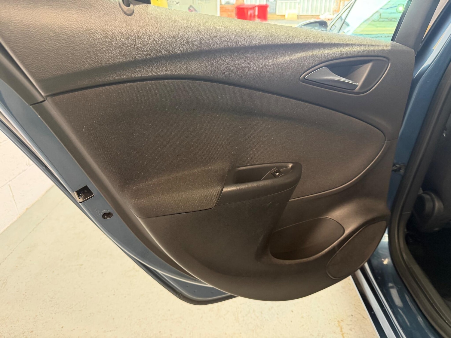 Used Vauxhall Astra 2017 for sale - 76498895: Photo 18