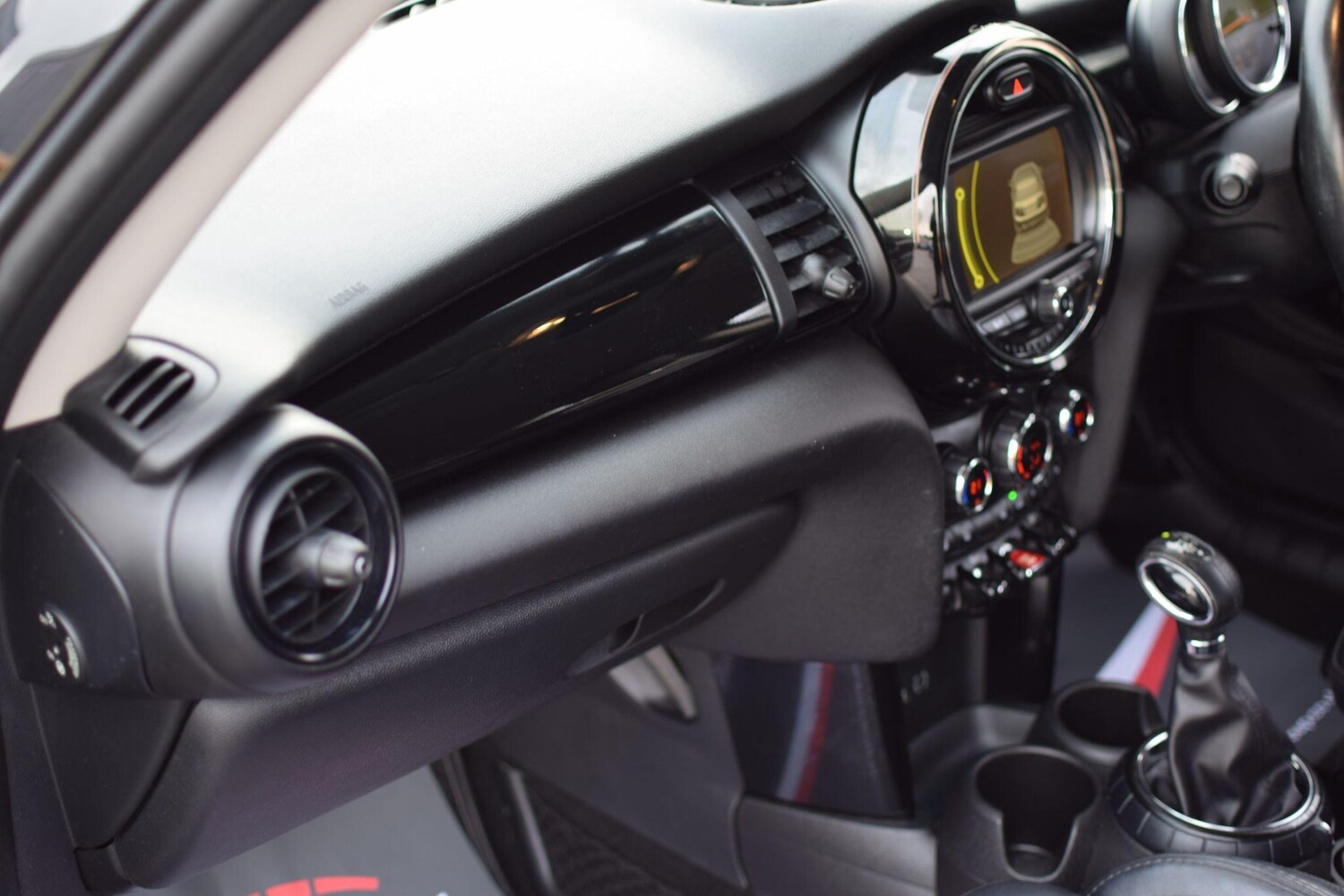 Used MINI Hatch 2017 for sale - 77016947: Photo 9