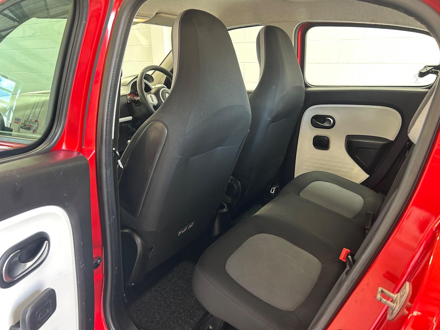 Used Renault Twingo 2015 for sale - 76159018: Photo 13