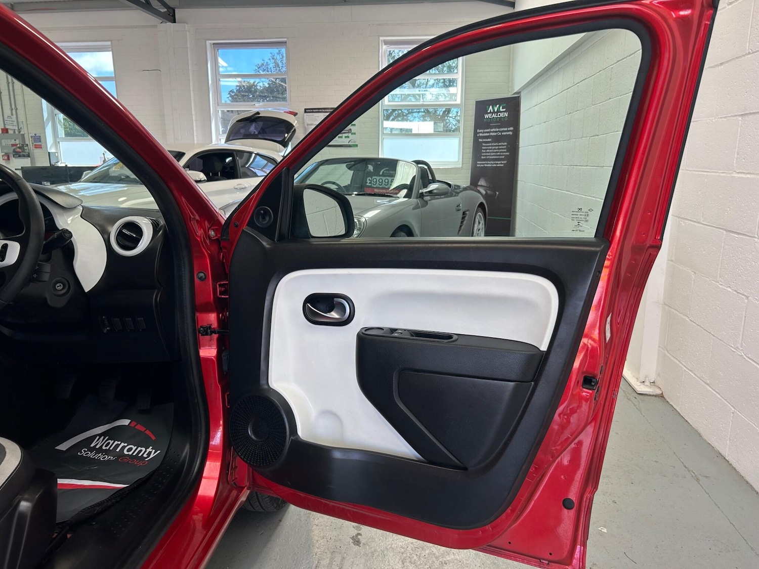 Used Renault Twingo 2015 for sale - 76159018: Photo 16