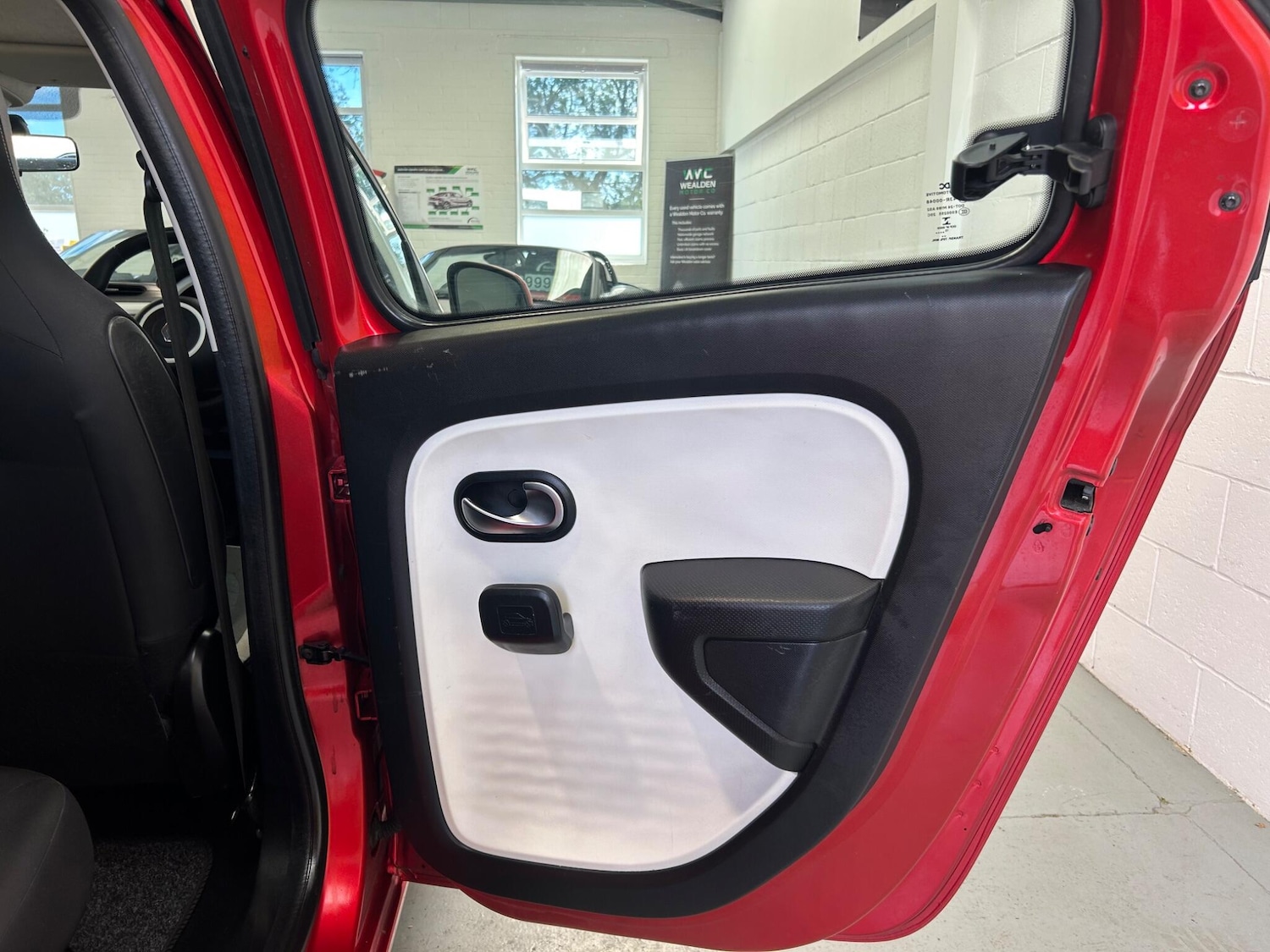 Used Renault Twingo 2015 for sale - 76159018: Photo 17