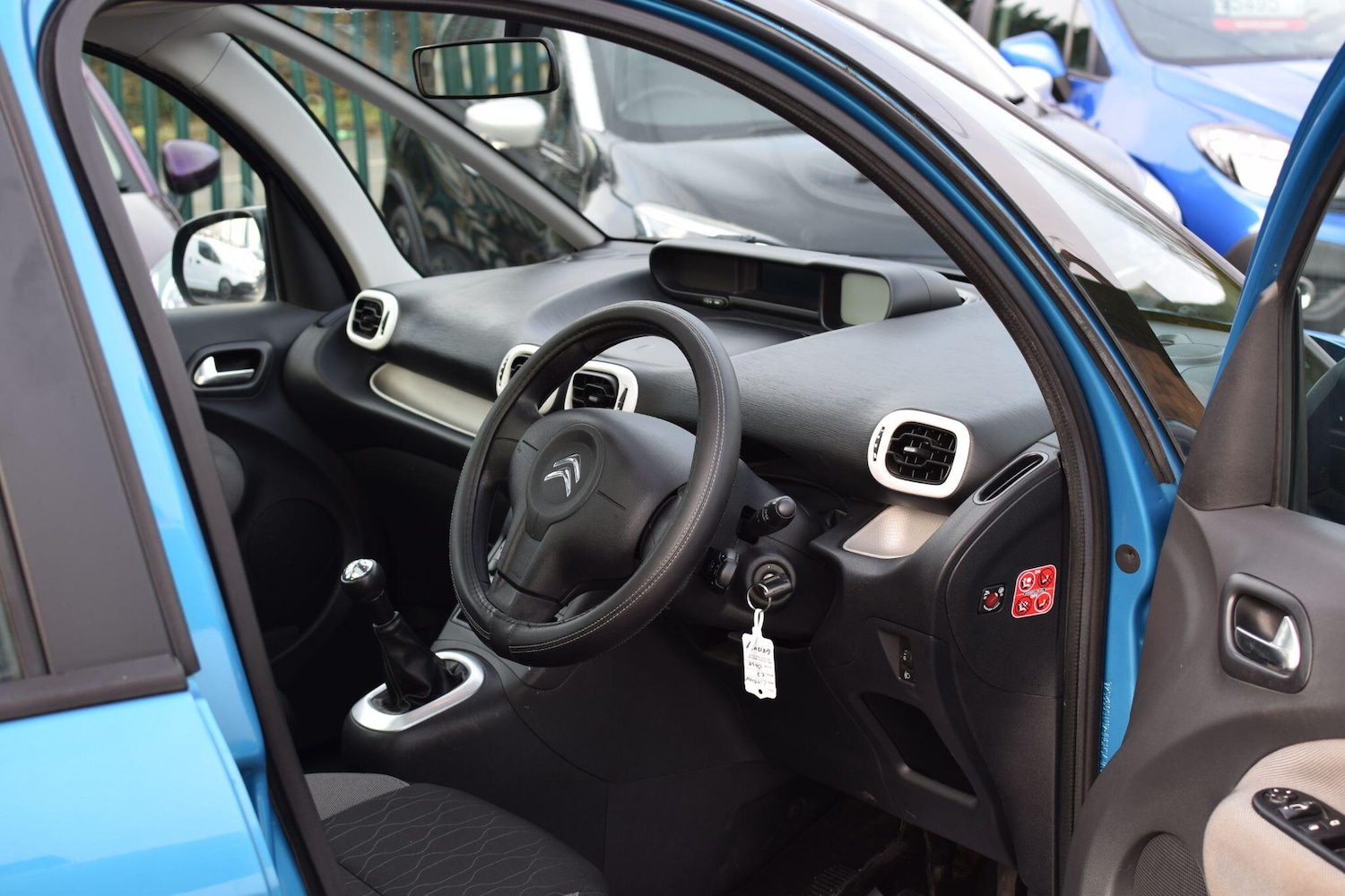Used Citroen C3 Picasso 2013 for sale - 77191704: Photo 40